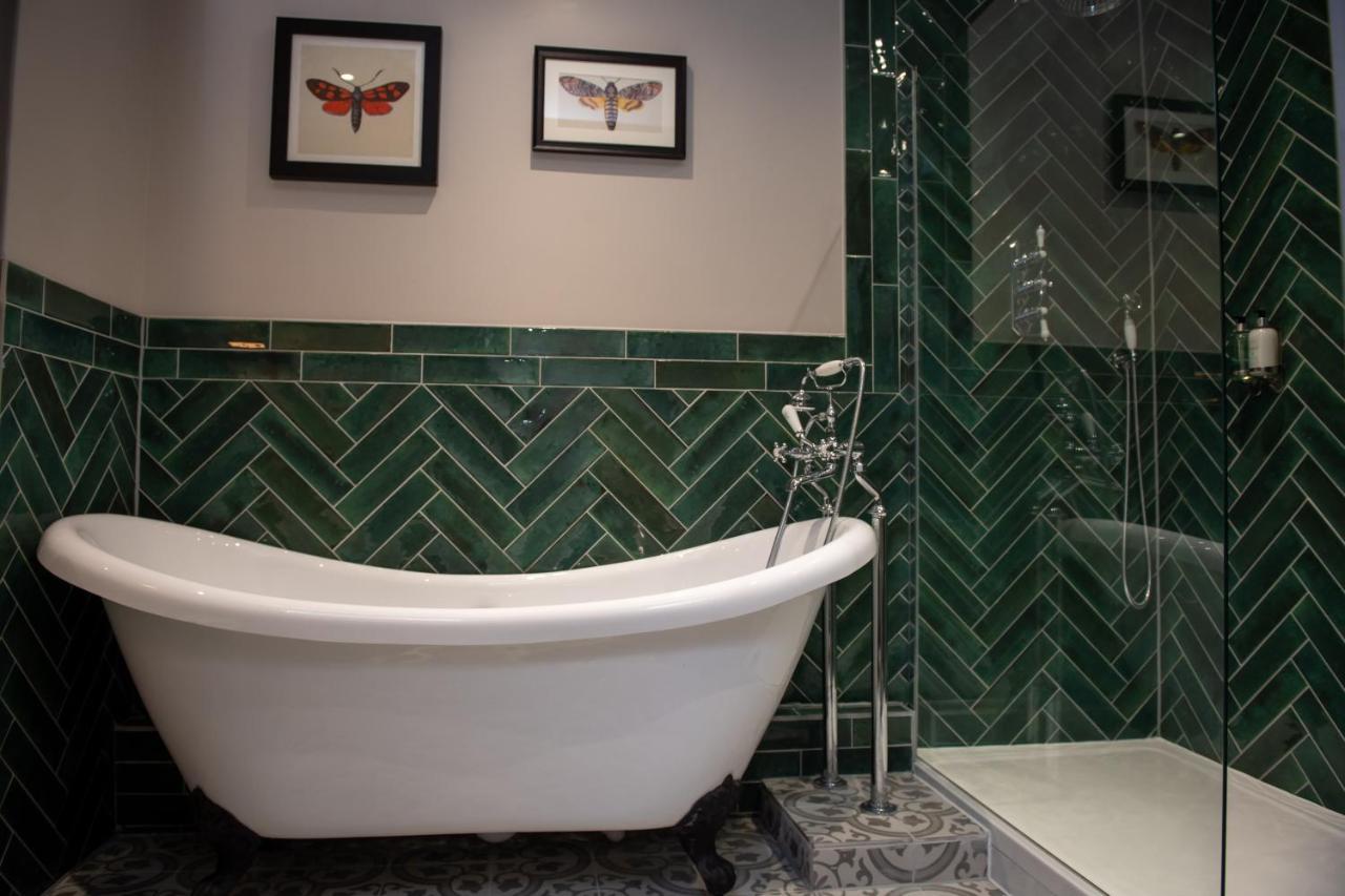 The Red Lion Inn By Chef & Brewer Collection Todwick Esterno foto