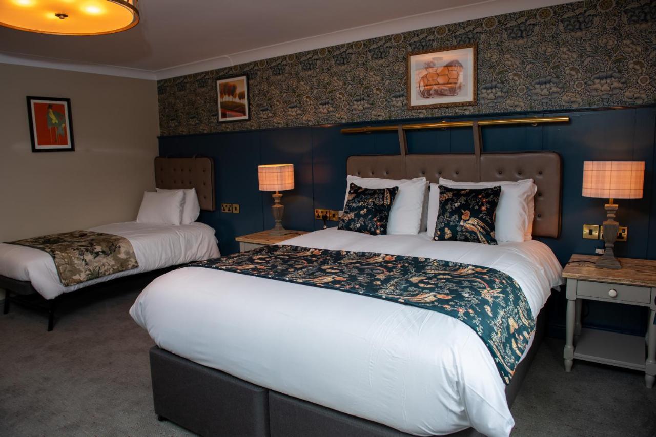 The Red Lion Inn By Chef & Brewer Collection Todwick Esterno foto