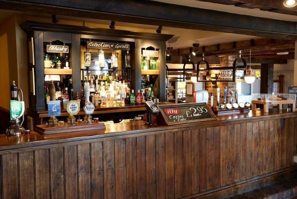 The Red Lion Inn By Chef & Brewer Collection Todwick Esterno foto